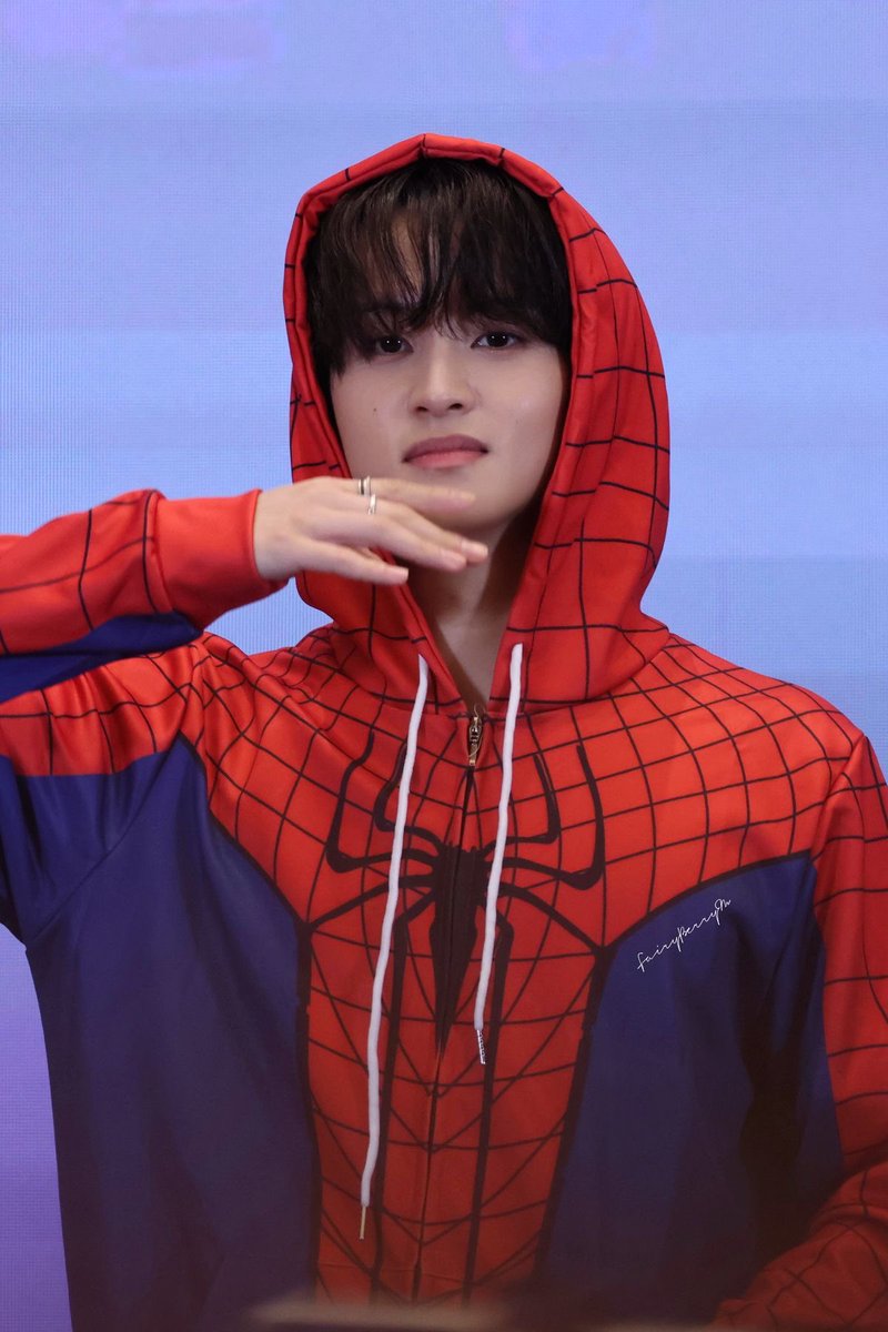 9gmark1t's tweet photo. 유얼 마이 스파이더맨 .. 🕸️🕷️❤️ https://t.co/K0lyRGfgFg