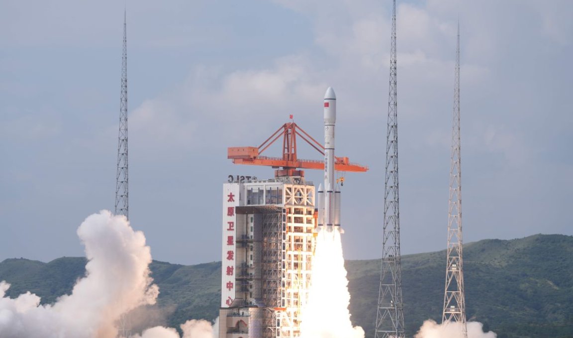 China__Focus's tweet photo. China sent new communication technology test satellites into space from the Taiyuan Satellite Launch Center in north China's Shanxi Province on Thursday.

They will be mainly used for services such as satellite communications, broadcasting and television, and data transmission, as well as to carry out related technology tests and verification.
