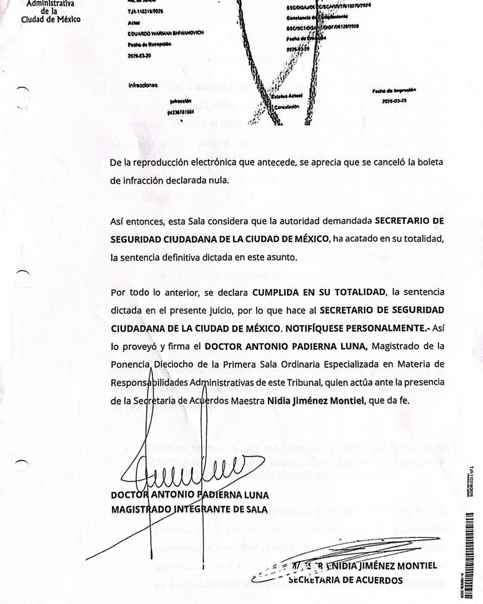 EddyWarman's tweet photo. Cuando la honestidad le gana a la arbitrariedad. Gané la apelación de una multa que me pusieron acusándome de que venía hablando por teléfono.

Hay que defenderse y pelear cuando es injusto.

¿Les ha pasado que un agente de tránsito inventa una falta esperando a que cedas a la
corrupción? A mí me ocurrió: me acusaron falsamente de usar el celular al manejar. Como nome presté al "arreglo", me pusieron la multa y, para colmo, se quedaron con mi tarjeta de
circulación (la cual jamás entregaron a las autoridades correspondientes y perdí).

En lugar de dejarlo pasar, promoví un juicio de nulidad. Hoy la Primera Sala Especializada del
Tribunal de Justicia Administrativa de la CDMX me notificó el cumplimiento de sentencia
firme: 1⃣Quedó nula la boleta y se borraron los puntos de penalización. 2⃣La Tesorería de la
CDMX tiene que devolverme el dinero pagado.
Aunque el trámite administrativo y la pérdida del documento fueron un dolor de cabeza, sienta
un precedente: no hay que solapar abusos de poder ni actos de corrupción.

¿A alguien más le ha tocado defenderse de una multa inventada? 👇

Nota: Si vas a acompañar el posteo con imágenes, te sugiero adjuntar una fotografía o captura
donde únicamente se aprecie el sello del Tribunal y el encabezado del documento

("Cumplimiento de Sentencia"), difuminando datos muy específicos o números de placa si
prefieres mantener mayor privacidad.

#CDMX #Justicia #TránsitoCDMX #eddywarmanarbitrariedad. Gané la apelación de una multa que me pusieron acusándome de que venía hablando por teléfono.

Hay que defenderse y pelear cuando es injusto.

¿Les ha pasado que un agente de tránsito inventa una falta esperando a que cedas a la
corrupción? A mí me ocurrió: me acusaron falsamente de usar el celular al manejar. Como nome presté al "arreglo", me pusieron la multa y, para colmo, se quedaron con mi tarjeta de
circulación (la cual jamás entregaron a las autoridades correspondientes y perdí).

En lugar de dejarlo pasar, promoví un juicio de nulidad. Hoy la Primera Sala Especializada del
Tribunal de Justicia Administrativa de la CDMX me notificó el cumplimiento de sentencia
firme: 1⃣Quedó nula la boleta y se borraron los puntos de penalización. 2⃣La Tesorería de la
CDMX tiene que devolverme el dinero pagado.
Aunque el trámite administrativo y la pérdida del documento fueron un dolor de cabeza, sienta
un precedente: no hay que solapar abusos de poder ni actos de corrupción.

¿A alguien más le ha tocado defenderse de una multa inventada? 👇

Nota: Si vas a acompañar el posteo con imágenes, te sugiero adjuntar una fotografía o captura
donde únicamente se aprecie el sello del Tribunal y el encabezado del documento

("Cumplimiento de Sentencia"), difuminando datos muy específicos o números de placa si
prefieres mantener mayor privacidad.

#CDMX #Justicia #TránsitoCDMX #eddywarman
