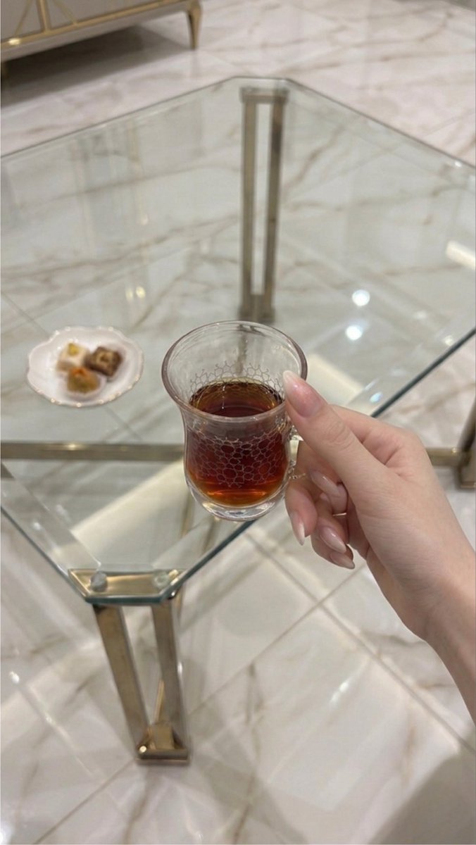 llxi8d's tweet photo. قمرررر اليوم 
ماعرف اصور القمر😇 https://t.co/bnPMlezKgs