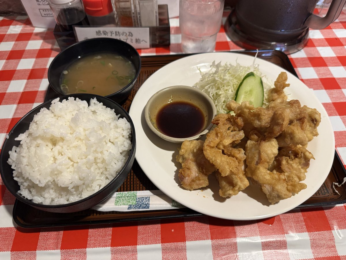 itocyo's tweet photo. 名古屋市某所、数年ぶりに来たら価格に驚愕。時代とはいえ今これをお代わりすると…うへぇ
（一応店名は伏せておきますw） https://t.co/NGxxjGzvmi
