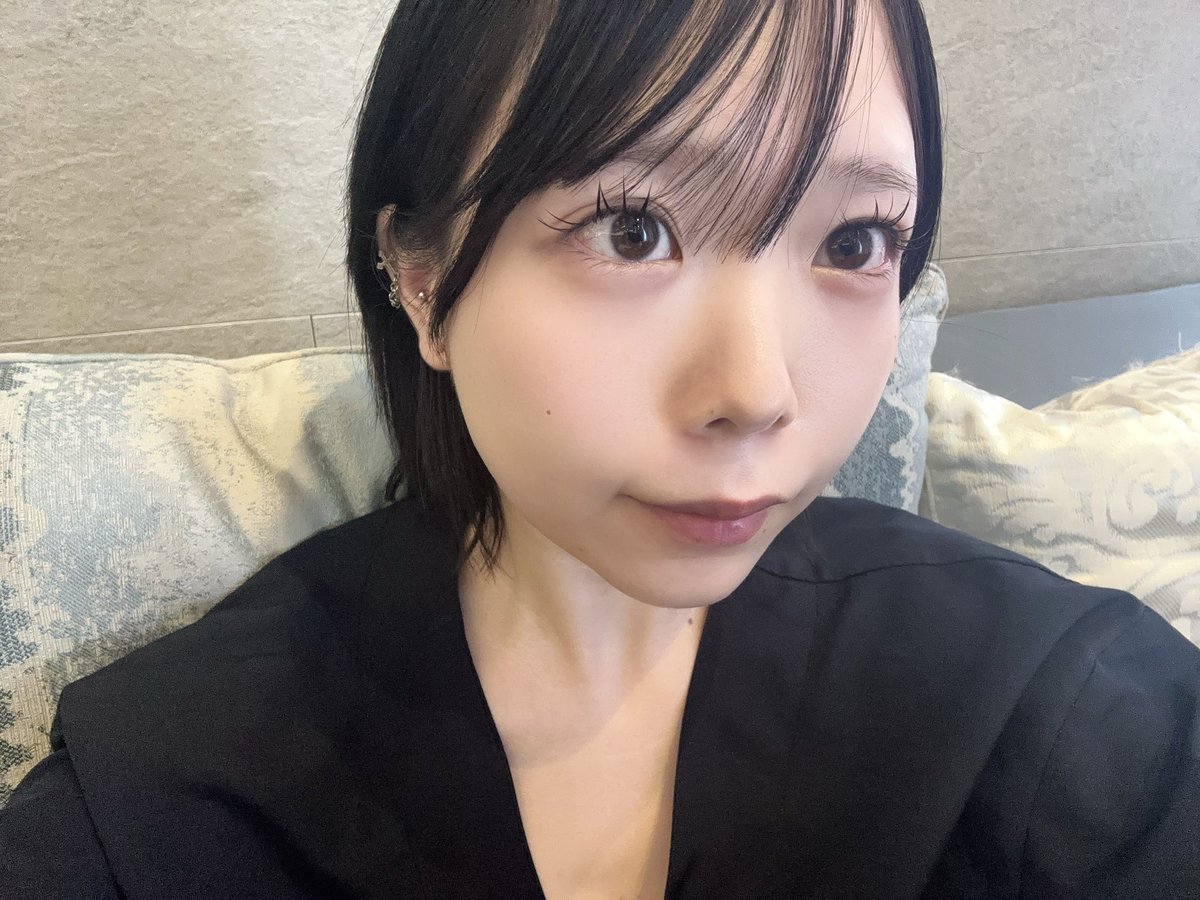 __4O1's tweet photo. @RESLIMCLINIC 
#江南リスリム医院 で顔と太ももの脂肪吸引してくるよー𐄑𐅁̂ ⩊፟ ̂𐅀𐄑 
口角のぽにょとフェイスライン無くせるの嬉しい、骨格ウェーブで一生太かった太ももも細くなりますように❣️
緊張するけどスタッフさんたちがやさしい🥹 https://t.co/7E6LHlrFVt