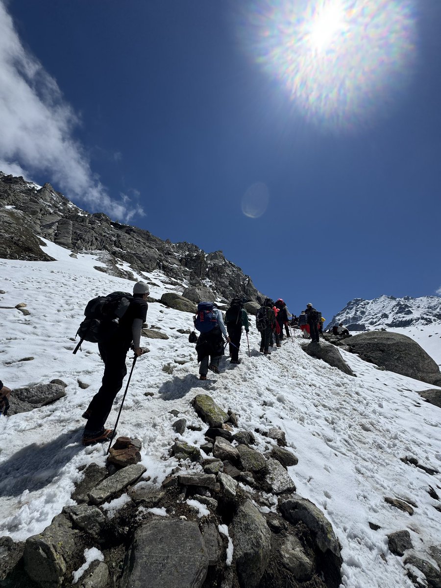 adhnanweb3's tweet photo. The Himalayas!

One of the best trek I’ve done in my life. The view was earned. 

Gm https://t.co/5K1j92mFmm