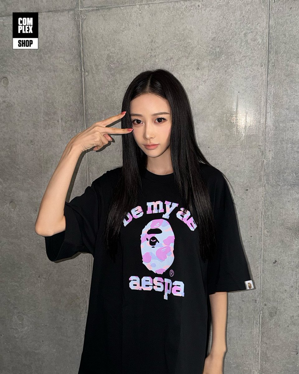 BAPEOFFICIAL's tweet photo. Just aespa hanging out in the BAPE® x aespa collection. Live in the æ-vibe with aespa and BABY MILO®.

Available beginning August 1 on https://t.co/KulC1U1GBI and BAPE STORE®.

#BAPExaespa#ABATHINGAPE #BAPE #BABYMILO#aespa https://t.co/Vo9SqV3vDa
