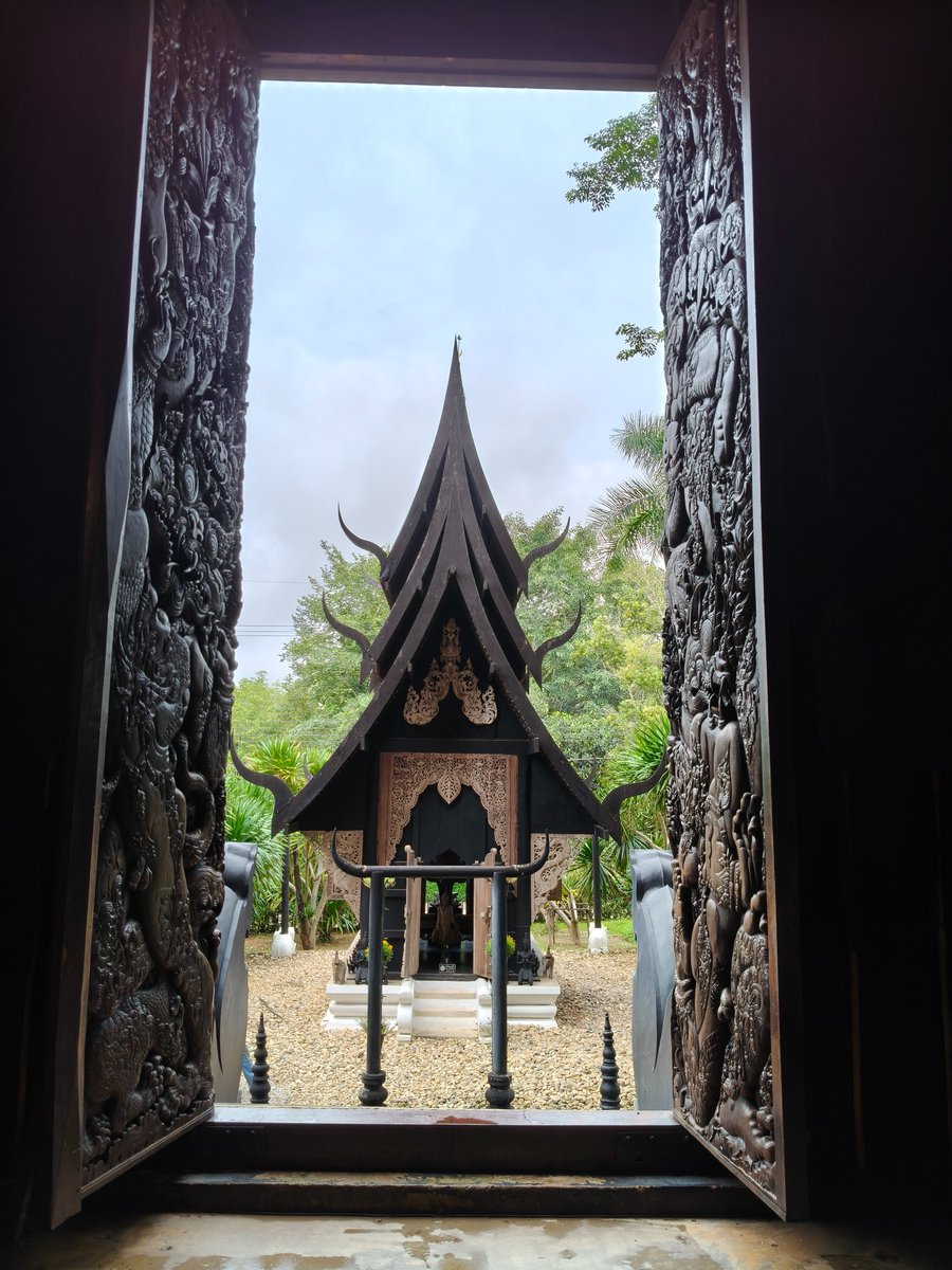 budgetcatcher's tweet photo. Visit Baan Dam Museum (Black House) in Chiang Rai

Looking for something a little different during your trip to Chiang Rai? Baan Dam Museum, also known as the Black House, is one of the city's most unique cultural attractions.

Created by Thailand's National Artist Thawan Duchanee, the museum is made up of nearly 40 traditional-style black buildings surrounded by peaceful gardens. Inside, you'll find paintings, sculptures, antiques, tribal crafts, and a variety of collections from around the world. Many buildings also display animal bones, horns, and skins, reflecting the artist's distinctive style and inspiration.

The architecture alone makes Baan Dam worth a visit, offering an interesting contrast to Chiang Rai's famous White Temple.

📍 Open daily: 9:00 AM – 5:00 PM
🎟️ Admission: 80 THB
If you're exploring Chiang Rai, Baan Dam is an easy stop to add to your itinerary alongside the White Temple and Blue Temple.

More information you could find here:
https://t.co/KmzTTMbqou

#BaanDamMuseum #BlackHouse #ChiangRai #Thailand #NorthernThailand #BudgetCatcher #RoadTripThailand