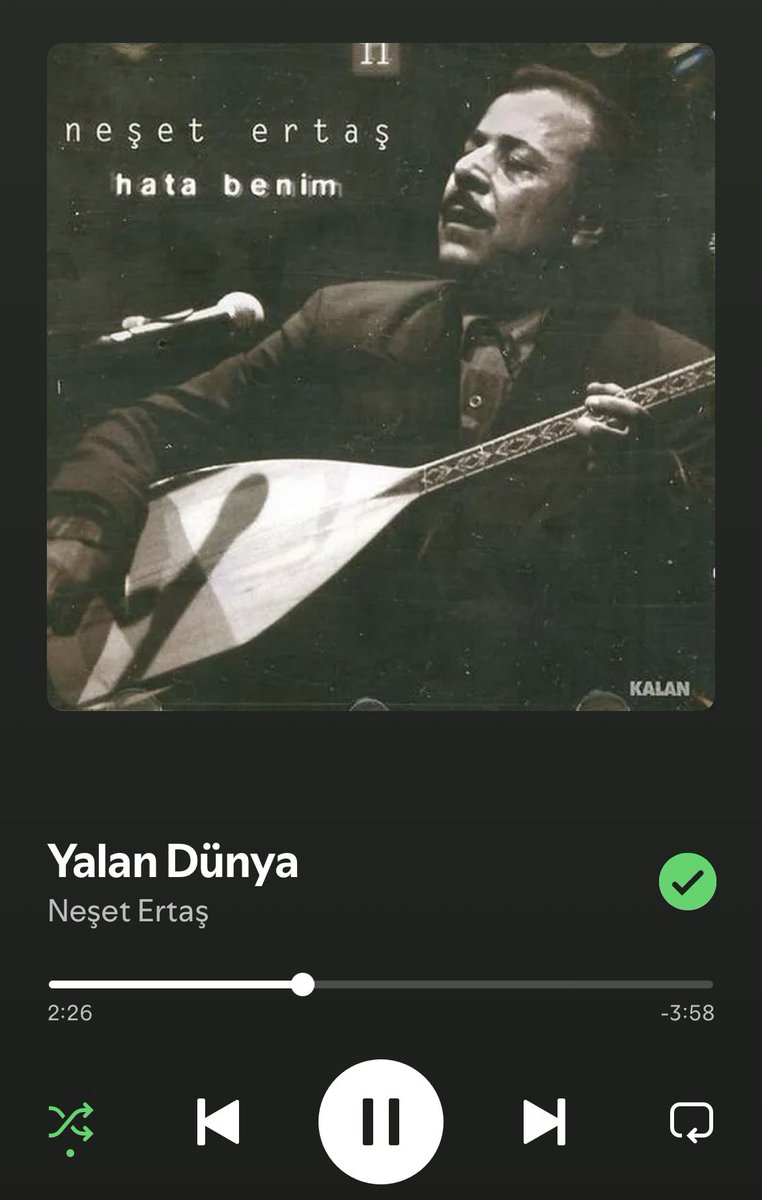 aliiskzl's tweet photo. yaşantı yaşı sollayınca bizim favori parçalar https://t.co/txc9uN86El