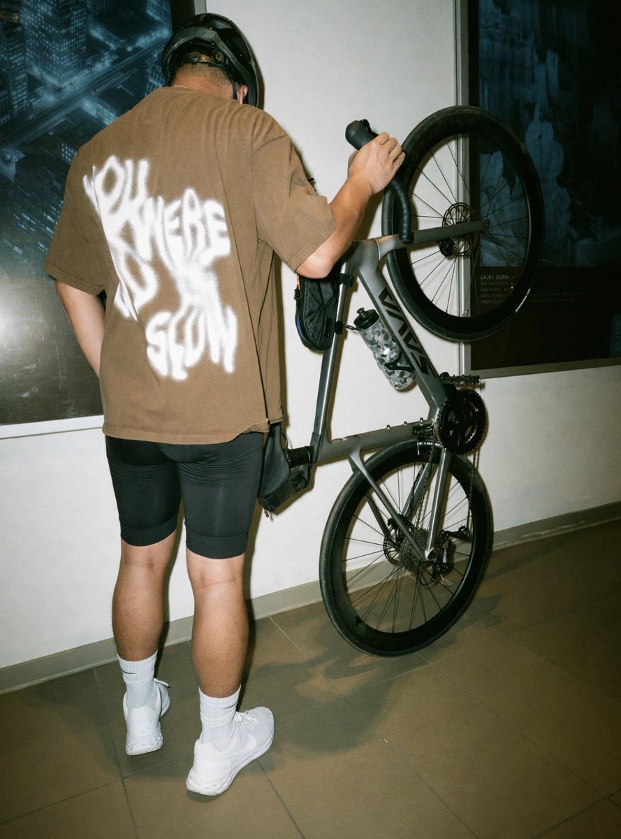 kobyyss's tweet photo. New Full carbon road bike🤌🏼 https://t.co/rqToED2hPh