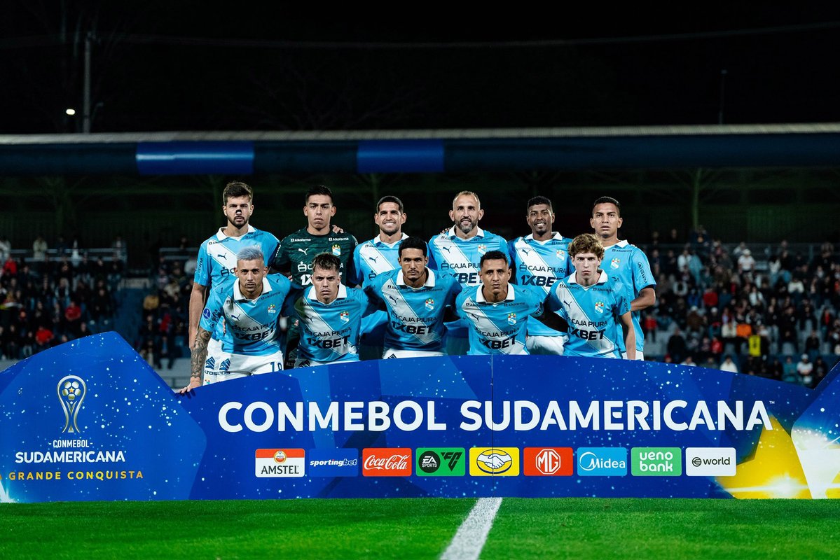 ConDonSocial's tweet photo. 👎🏽⚽️🥅Volvimos a la realidad
Red Bulls Bragantino dominó a voluntad al Sporting Cristal, lo superó apenas por 1-0, pero fue suficiente para dejarlo fuera de la CONMEBOL Sudamericana
🗞️Leer 👉🏽https://t.co/I8fWxVPPkI
📸Fotos CONMEBOL | Difusión https://t.co/Z3IPHjOwGH