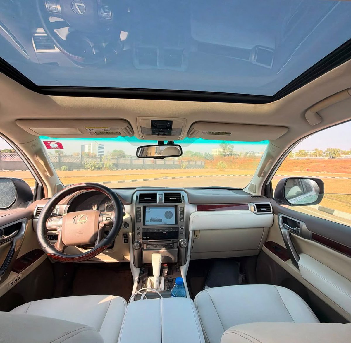 Joycee544's tweet photo. 🤳 LEXUS GX 460
◐➖➖➖➖➖➖◐
✨Full Option✨
◐ Model: 2011
◐ Price💥: ₦15M ..negotiable 
◐ Location: Abuja 🇳🇬 🌎
◐ Duty: Fully Paid
◐ Status: Reg. Slightly Used 

09042416643

◐ 🇳🇬Nationwide Delivery ..After thorough inspection &amp; payment! ✈️ https://t.co/kqOWqr3zJj