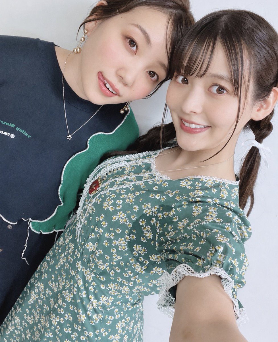 yami_ooo77's tweet photo. 上坂すみれ、汗っかきなイメージあるけど、ノースリーブ姿を見ると余計に気になってしまうなぁ… https://t.co/D0wdHH1tYb