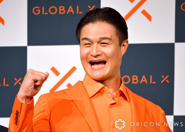 livedoornews's tweet photo. 【報告】ティモンディ高岸宏行、離婚を発表
https://t.co/r0VaMkWJSm

高岸は「この度、私たち夫婦はお互いの人生を尊重し別々の道を歩む決断をいたしました。夫婦間で話し合った上での前向きな選択です」と報告した。 https://t.co/kJYixbgxri