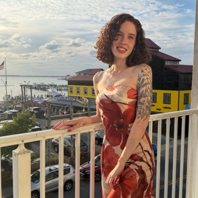 tayloradrienne7's tweet photo. #NewProfilePic https://t.co/XT8pqLl3wK