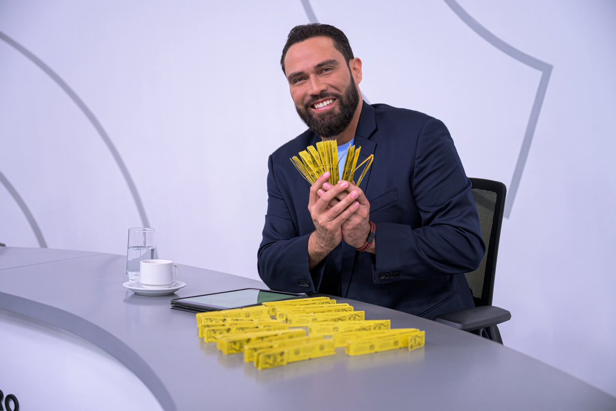 alcaldia_ss's tweet photo. Durante la entrevista el Alcalde @marioduran incentivo a todos a estar pendiente de las redes sociales para que puedan participar en las dinámicas y disfrutar de la acción de los juegos mecánicos en #Sívarland.🥳🎡 https://t.co/FeReFMNScX