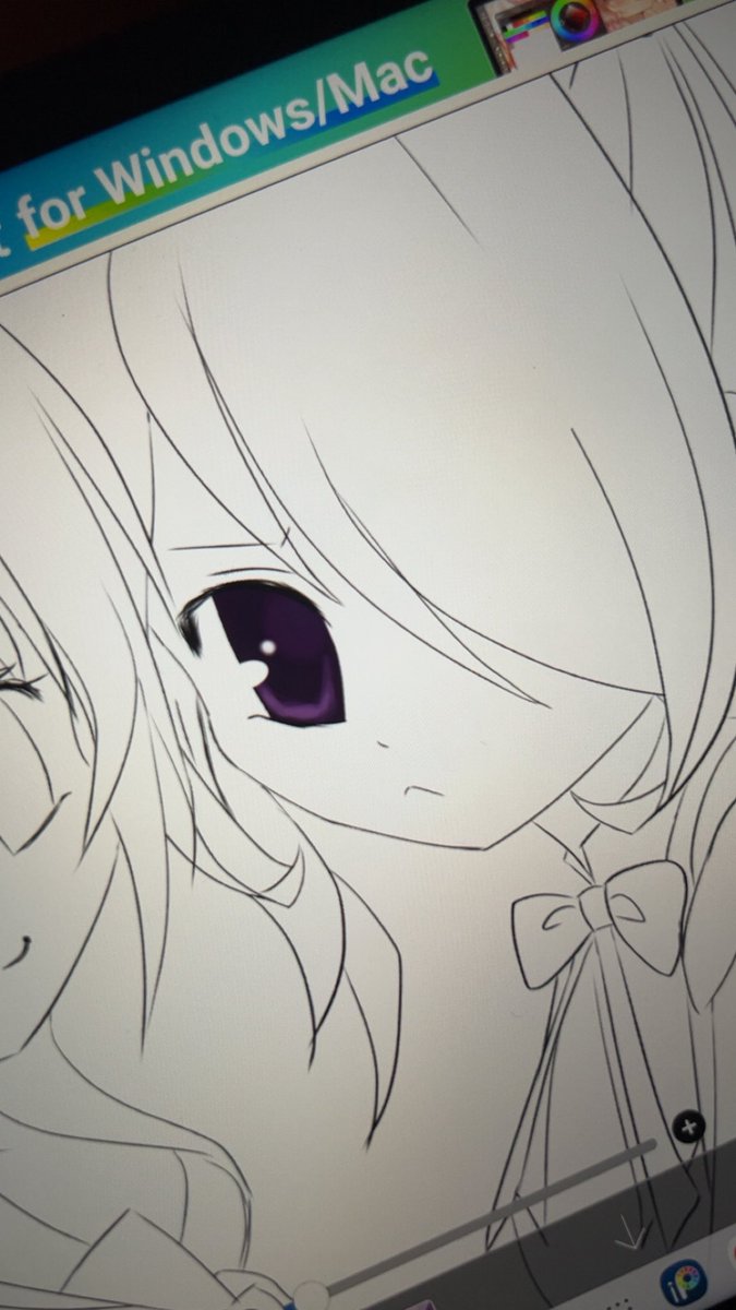 starxxchu's tweet photo. quick someone which eye looks better https://t.co/TbdTYDHVsm