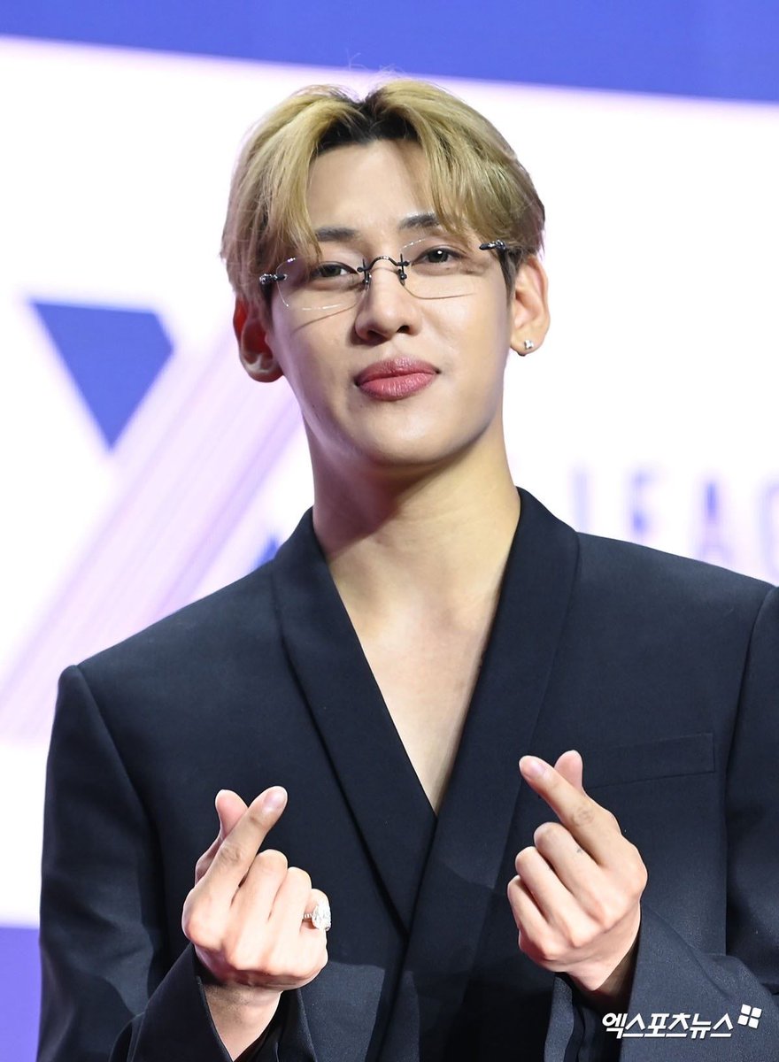 Pop7base's tweet photo. GOT7’s BamBam looks stunning in newly released photos taken at the press conference for ENA’s upcoming variety show "X THE LEAGUE". https://t.co/VoeFP65LSD