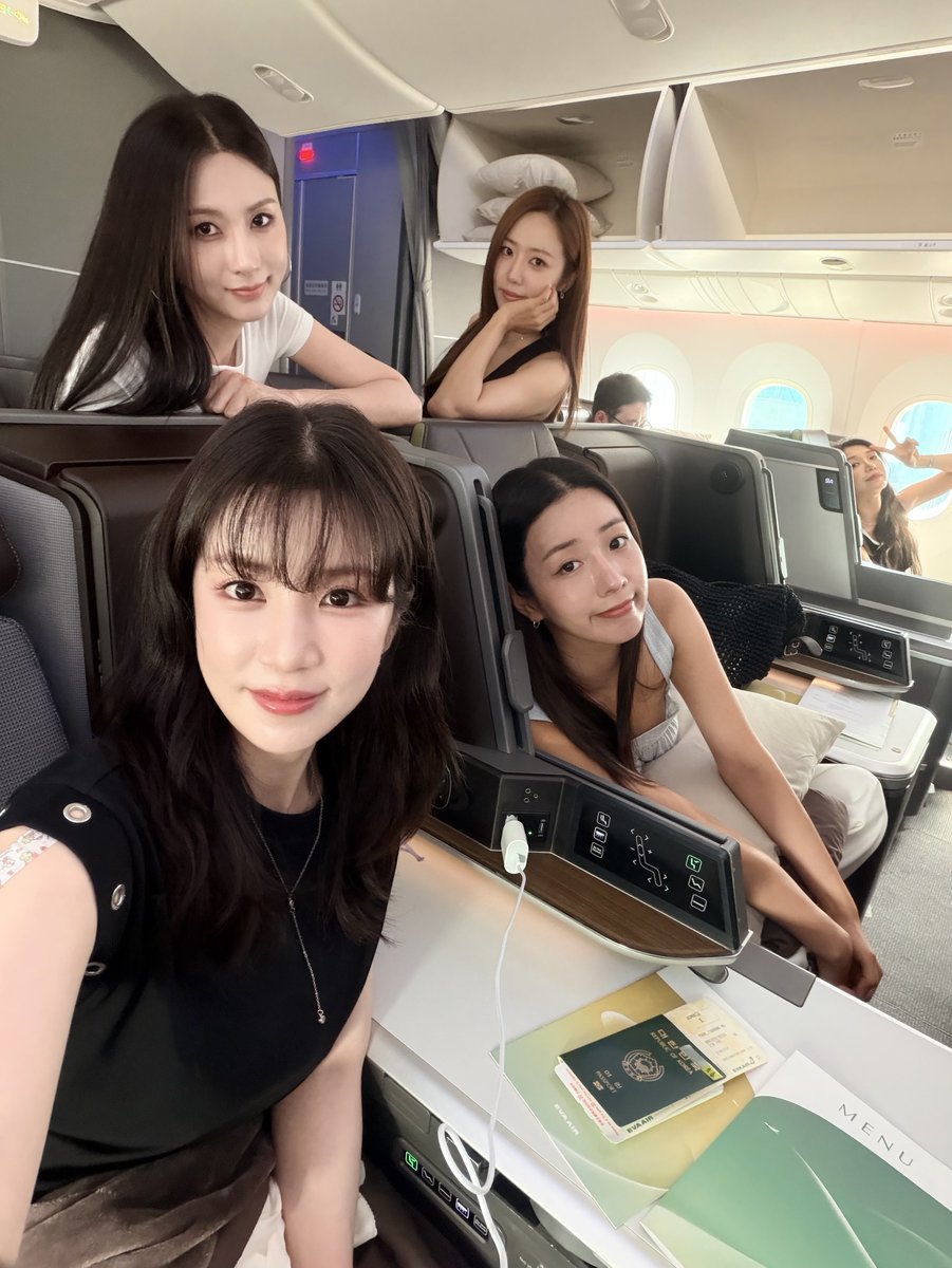 apinkxcho's tweet photo. today’s pingsoonies 🥺🥰 https://t.co/248U5GQJjE