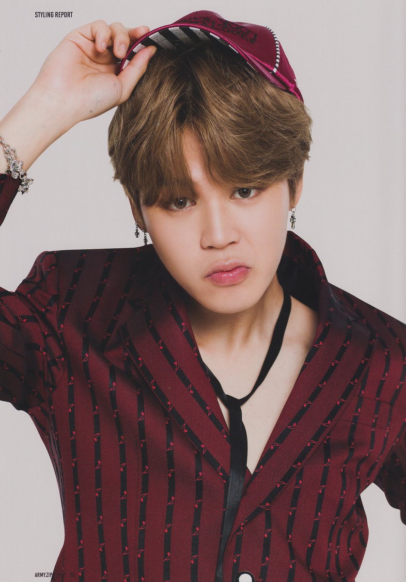 btsfancafe__twt's tweet photo. [scan] BTS 4th ARMY Membership Kit (2/2)

#BTS #방탄소년단 #ARMYZIP https://t.co/G1iXVl5PXh