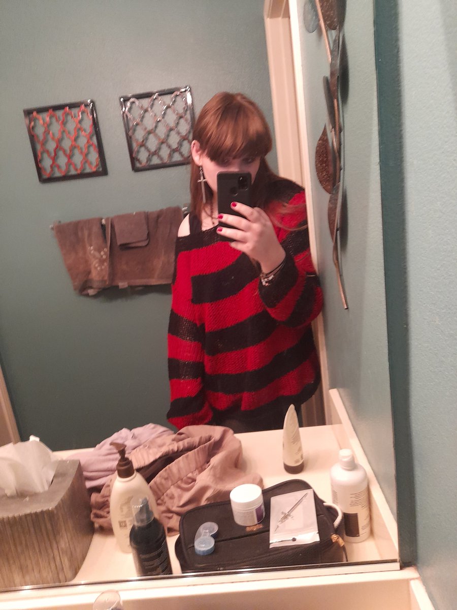 your_ccgf's tweet photo. am i crazy or is this like the best I've looked? https://t.co/yZmXQbPUT7
