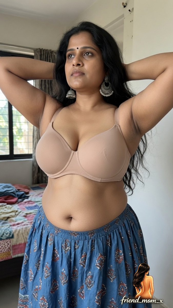 desiallure's tweet photo. What's your today's plan guys 

#aunty #sexy #hot #desi #curvy #milf #housewife #friend_mom_x https://t.co/4jkM8F5oV0