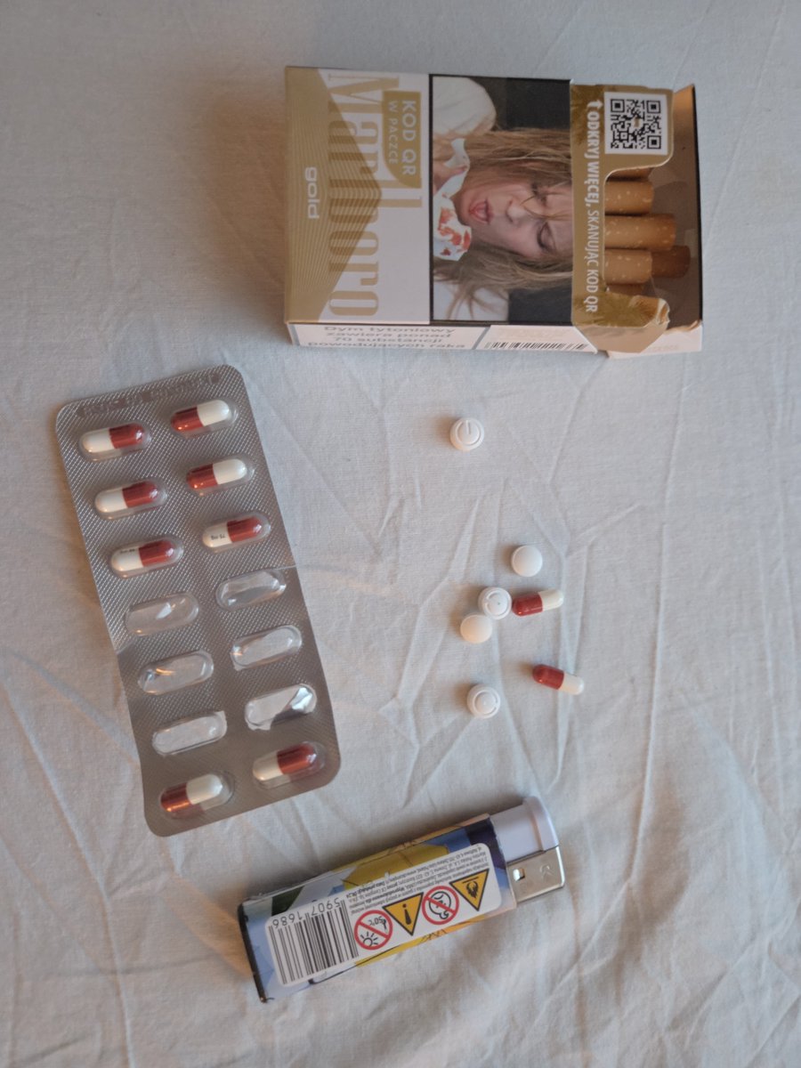 emoforsen's tweet photo. chodź chodz alternatywko, wez sobie pregabalinke https://t.co/K2Vmvi5QBf