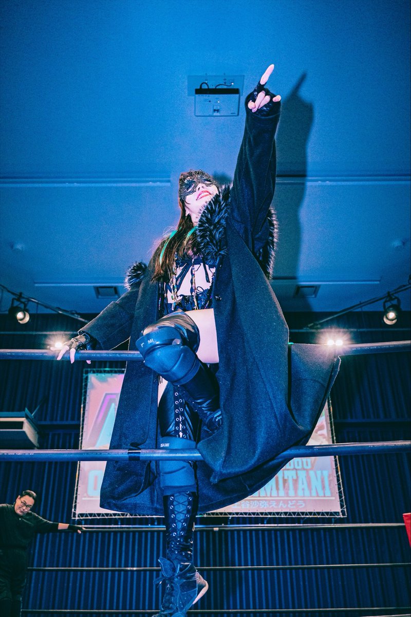 鬼谷スタジオ ボニー 異色メタリックVer. 文武台座付 妃咲歩美/上谷沙弥えんどう/おカエリセイン on X: 
