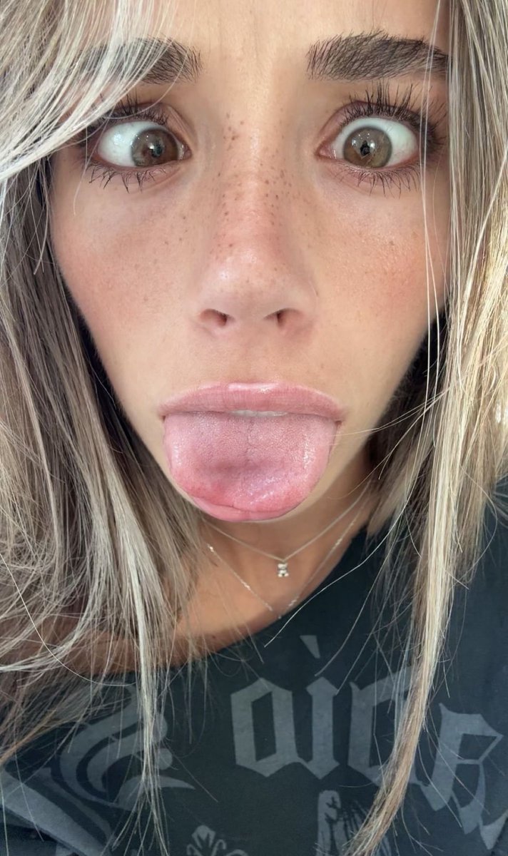 DaddyyWins's tweet photo. Gamer Daddy has you in a choke hold you can't stop thinking about my gamer scamcock 🥵

catfish findom manscam paypig https://t.co/N0LsenTgVz