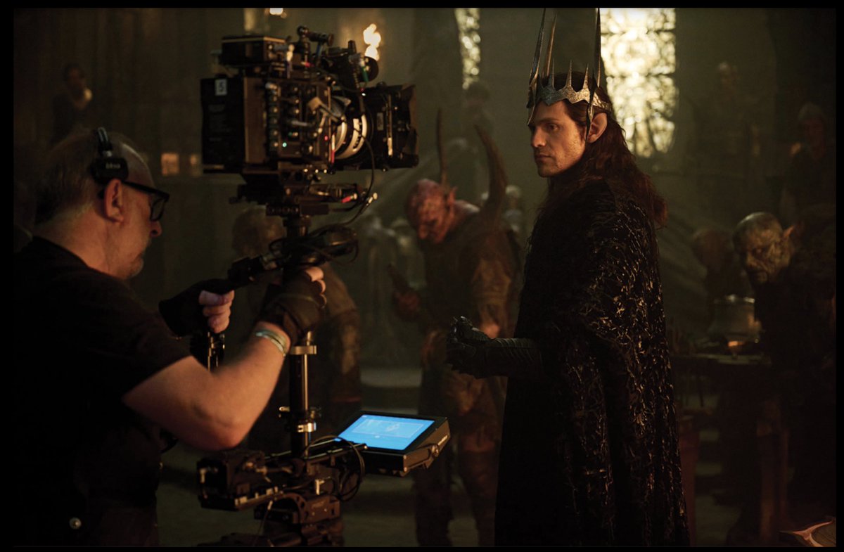 FellowshipFans's tweet photo. 🚨 New look at Sauron in THE LORD OF THE RINGS THE RINGS OF POWER Season 3

There appears to be orcs and men in the background #TheRingsOfPower 

Via @empiremagazine https://t.co/EXeN9QjcIX
