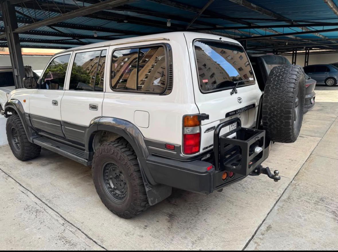 Gilberto17GD's tweet photo. #Serie80 
#LandCruiser
#Toyota
#Venezuela
#Niquitao https://t.co/u0rIVMO5j7