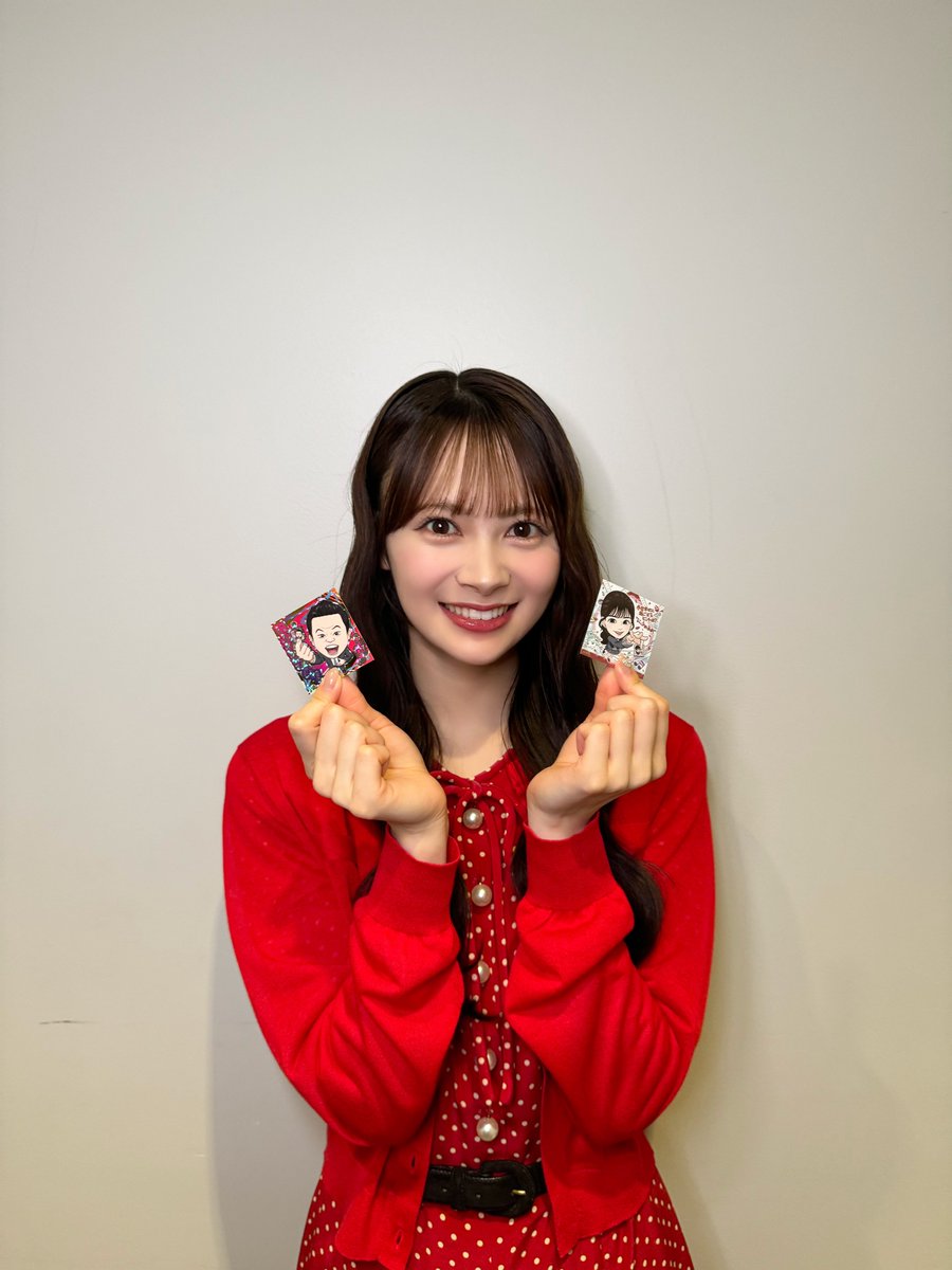 AKB48_staff's tweet photo. 💖🎊🍑 いともものお知らせ 🍑🎊💖

バンダイさんのシール付きウエハース
「にふぉるめーしょん」シリーズ新CM
「鬼滅の刃篇」「ワンピース篇」に
#伊藤百花 @momoka_ito1206 が
出演することが決定いたしました.ᐟ.ᐟ🎀🪽

CMは8月1日より放映開始📡
ダイアン・津田篤宏さんとの掛け合いにも
ご注目ください👀💬
ぜひお楽しみに〜⚔️🏴‍☠️