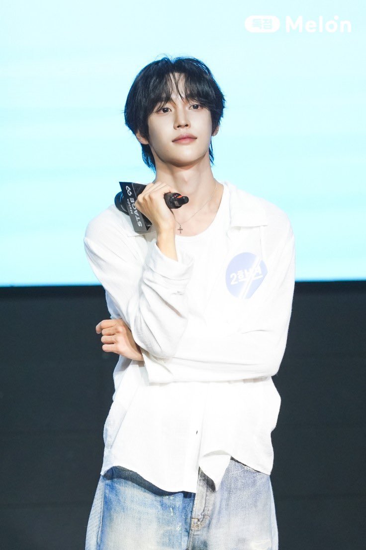 parkwonbinpics's tweet photo. #WONBIN for MELON STAGE 99 https://t.co/0VW7mYdrg1