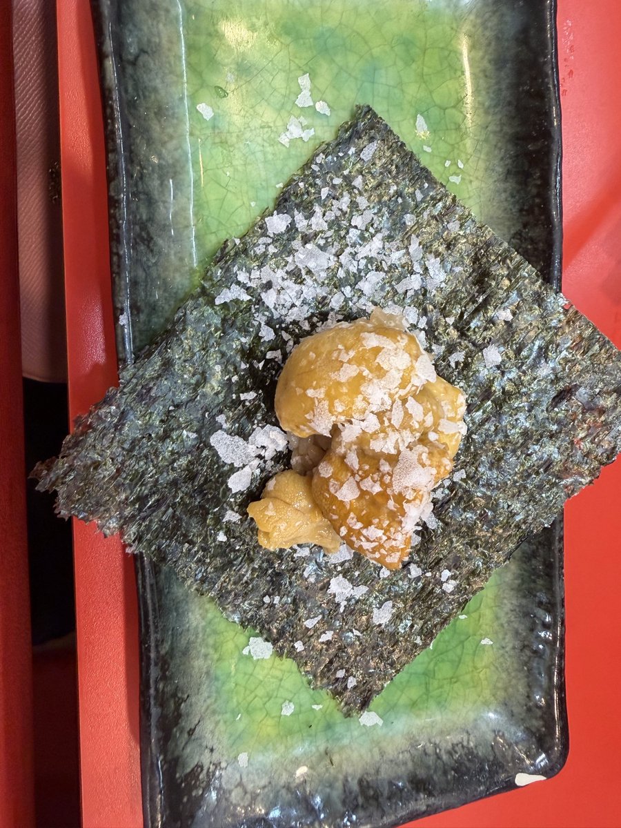futureofjapa's tweet photo. 新世界お寿司🍣
懲りずにウニも食べちゃう😆
痛風になりませぬように😆
#大阪新世界
#寿司謹賀
#REALITY
#サッカー好きと繋がりたい https://t.co/eTady0qxDU