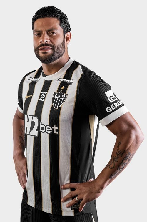 Oocitelta's tweet photo. Seja o hulk

- Seja idolo do galo
- Não jogue nada por 2 anos
- Seja ovacionado mesmo assim pq o time era horrivel
- Tenha um contrato renovado com milhoes, parte do clube e uma estatua
- Troque tudo pra jogar em um time que disputou a serie C

Escolhas https://t.co/aQYTgofBRf