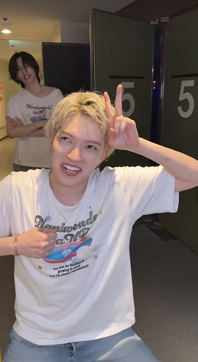 ms2d728's tweet photo. チャック全開畑さんwwwwww https://t.co/tLqZPRuvye