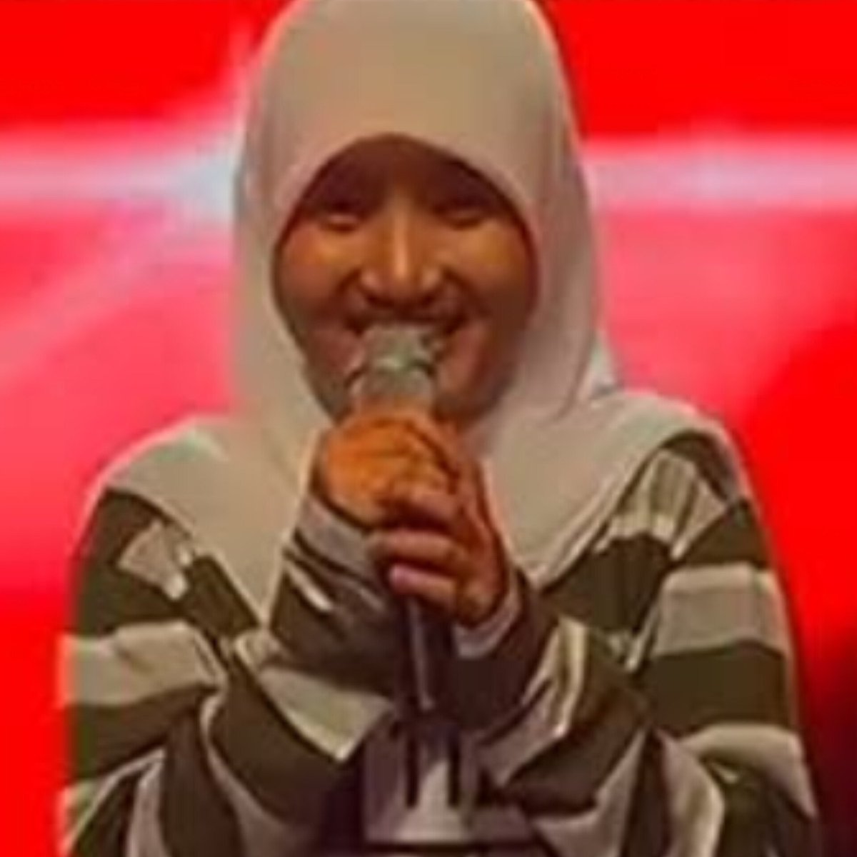 iPopBase's tweet photo. Happy 30th birthday to the talented Fatin. https://t.co/hK5B8h1fgu