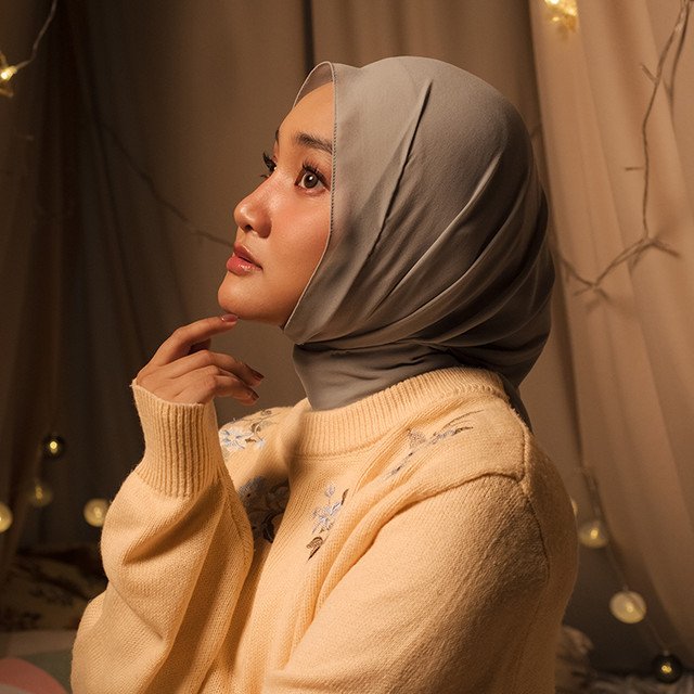 iPopBase's tweet photo. Happy 30th birthday to the talented Fatin. https://t.co/hK5B8h1fgu