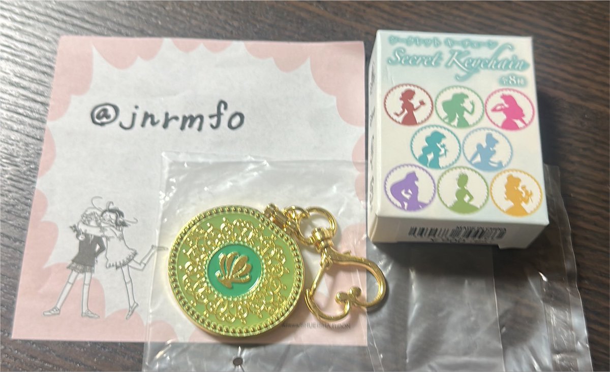 jnrmfo's tweet photo. 【交換】

ディズニー　プリンセス
シークレット　キーチ��ーン　
コンパクト

譲
アリエル

求
ベル

郵送での交換をお願いします。
お心当たりのある方はお気軽にお声掛けください。
よろしくお願いします。 https://t.co/0RYuk5FRsm
