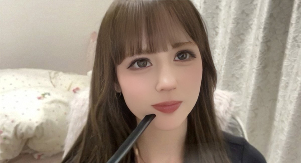 kataharu1970's tweet photo. 何かいつもと雰囲気違うのは髪型のせいなのか…•́ω•̀)?🍅
#めろさなちゃ
#白鳥沙南
#LITMOON
#りとむー今日は撮影とか https://t.co/cD4Bzudl7U
