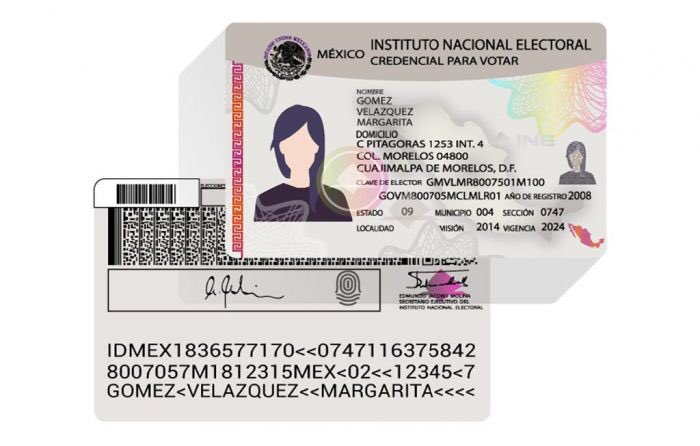 Karimesempic's tweet photo. @EmmanuelGil85 @elduckpost Cuando se necesita se lleva consigo, no me la piden para ir al baño, un supermercado, son datos PERSONALES, la que si obtenemos es a los 18 la INE esa si la llevamos en las billeteras pero ya que eres legal, ejemplo la de la foto https://t.co/HSCp2ro0jp