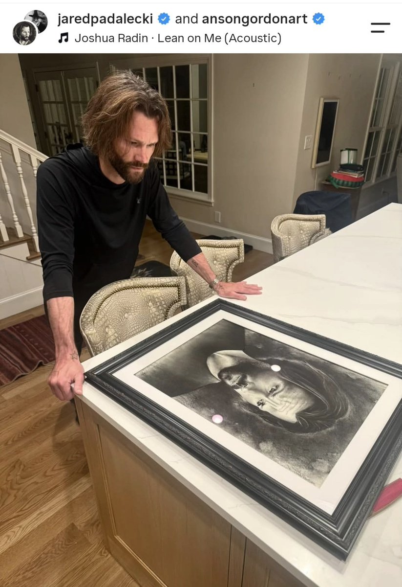 FangasmSPN's tweet photo. Jared contemplates Jared. (Original art by his friend Anson) 🎨 https://t.co/gI1KsOUsUQ