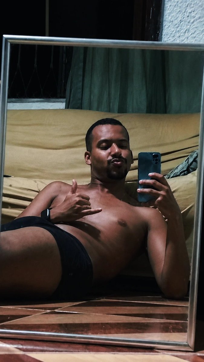 ralph_siqueira's tweet photo. Boaa 🌚🥵 https://t.co/zLQLyVyDgy