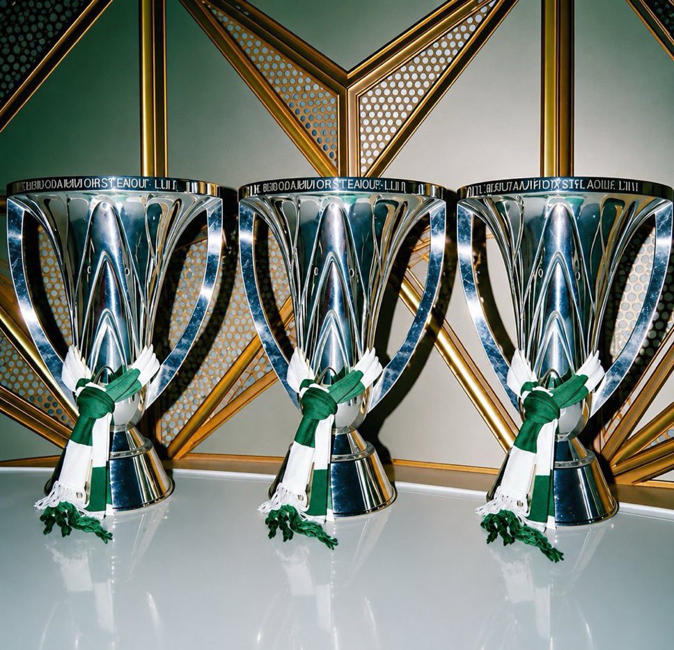Rabanalsafena's tweet photo. حققناها مرتين والثالثة بإذن الله في الطريق🏆🏆 🏆 🟢⚪️ https://t.co/5Q6PRmFN23