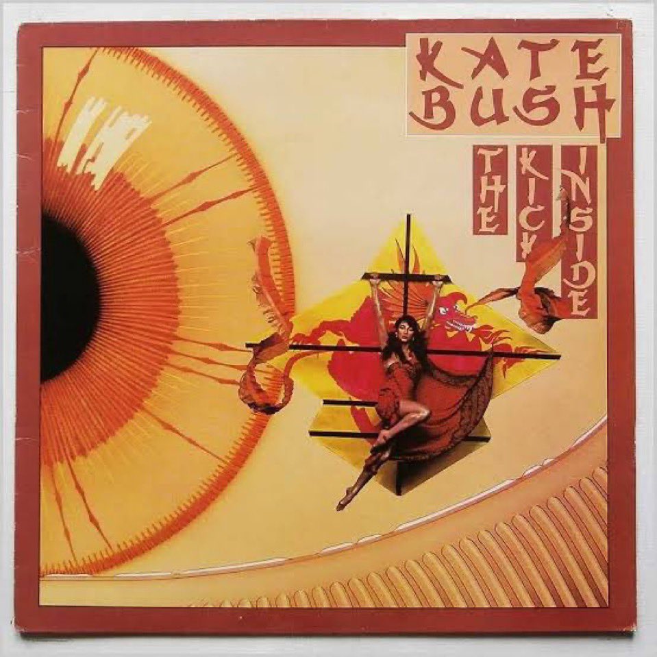pizoshi's tweet photo. #NowPlaying
Kate Bush - The Kick Inside (1978)

Wuthering Heights 🎵

Happy Birthday 🎂🎙️ #Kate_Bush 
https://t.co/uza5staE54 https://t.co/J2cP2fOggm
