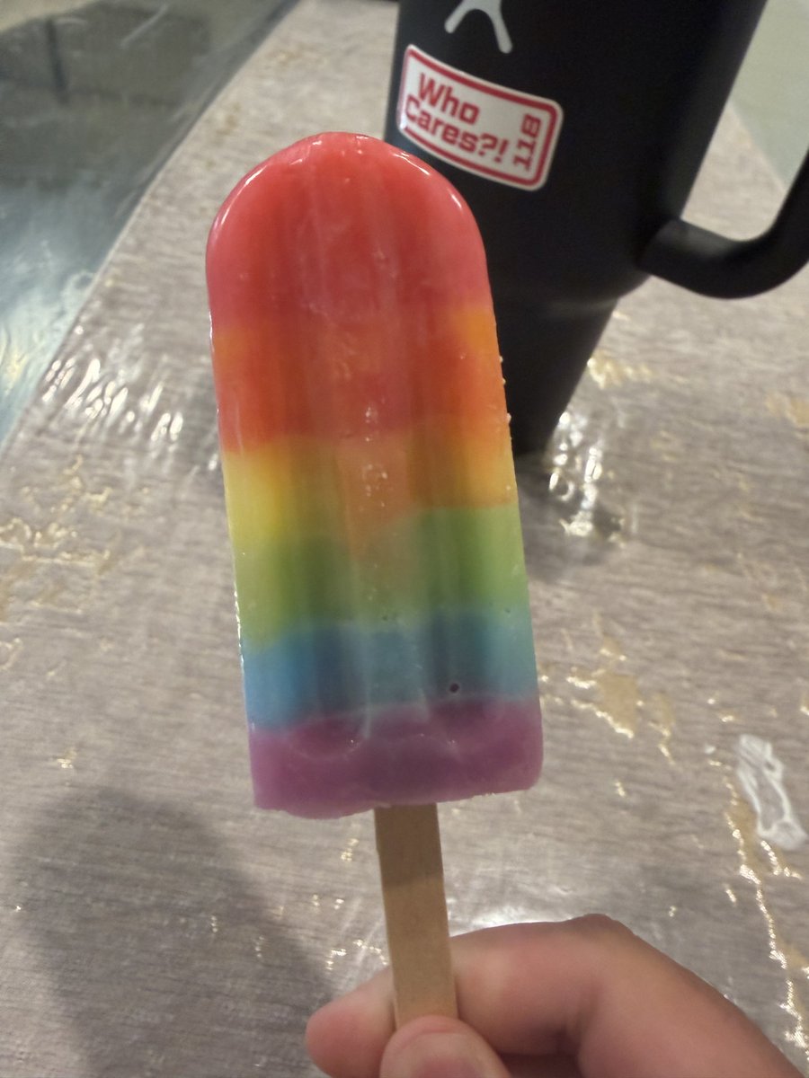 Icbeaus's tweet photo. eddie diaz if he was a popsicle: https://t.co/vD05C3me8K