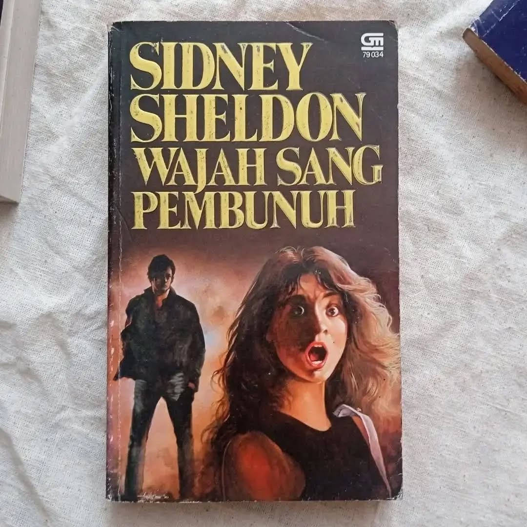 ynzpenjualbuku's tweet photo. Wajah Sang Pembunuh
Sidney Sheldon
Gramedia
1992
324 halaman
Rp. 15.000,-
#wajahsangpembunuh #sidneysheldon https://t.co/mC1SnQ1yqc