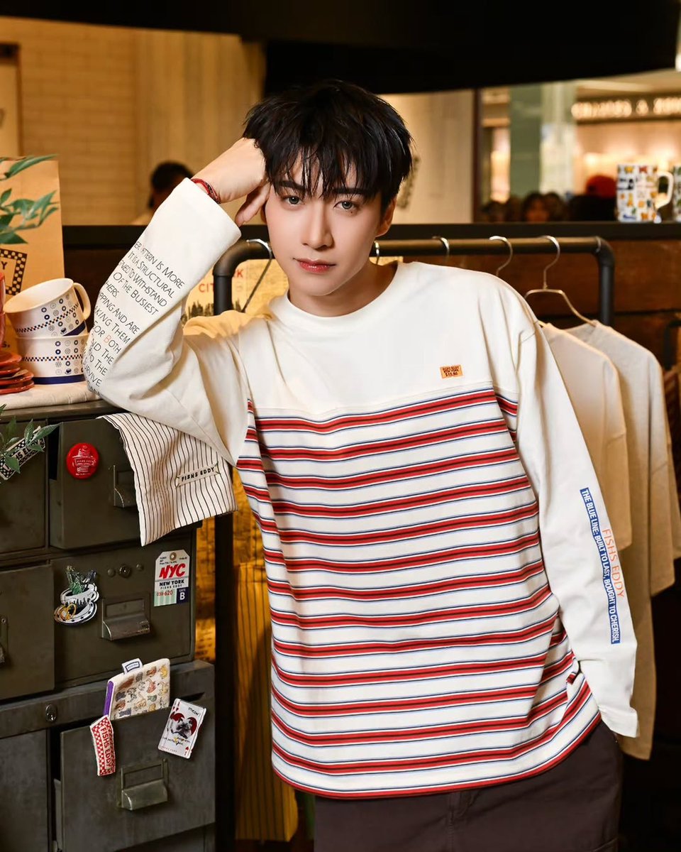 SpaceforJUNG's tweet photo. 👦🏻🤏🏻 

cr. ig ploytpw.official 

#JUNG_PERSES 
#fishseddythailand
#nikoandthailand https://t.co/GQq1rhufQf