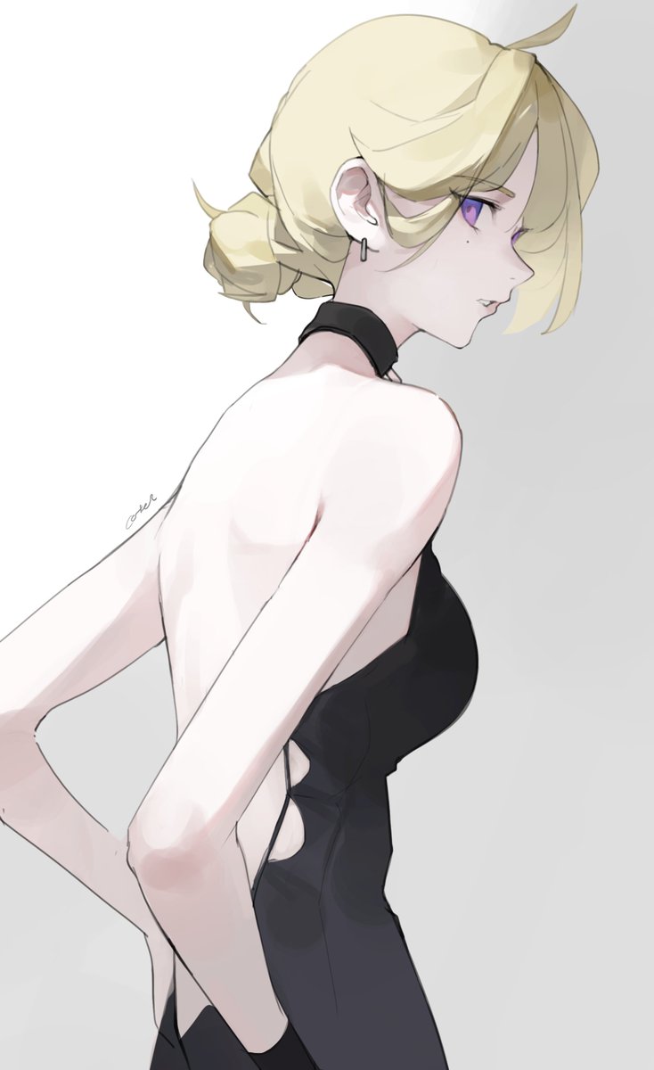 coteri__'s tweet photo. evelyn https://t.co/2oIxVHhkmg