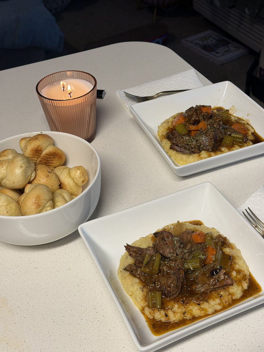 secretlypuar's tweet photo. pov: i make you romantic dinners every night https://t.co/x2Jjqxqb4a