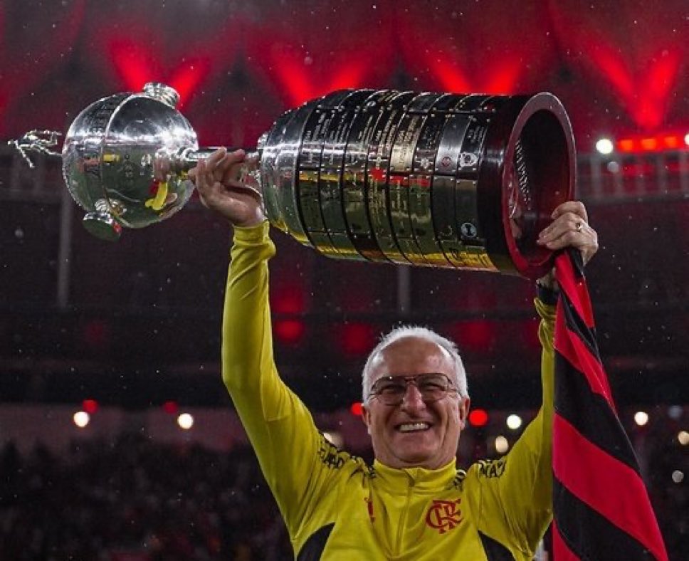 pilardarkflatt's tweet photo. Não é tarde pra voltar pra ex ainda, nos salve de novo professor

#dorivalnoflamengo #forajardim https://t.co/QucbnmD9Rz