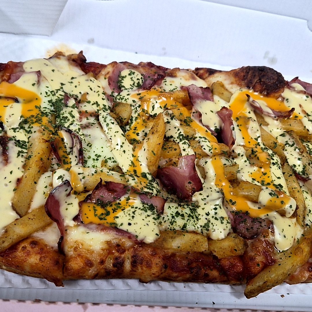 Rozz2n's tweet photo. 오늘점심 마음의 고향 포테이토핏자 https://t.co/vorhM4jbvw