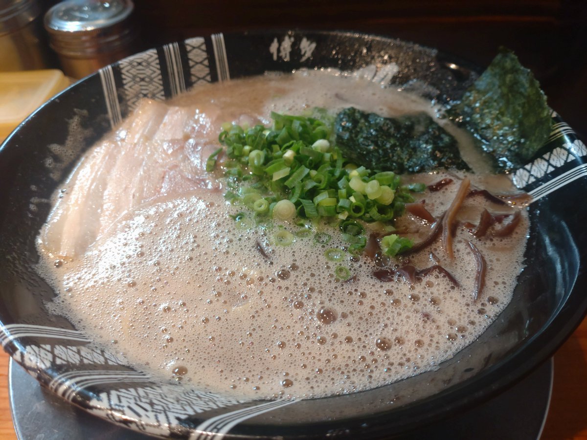 KazenchuMenchu's tweet photo. 最終日…これは外せません😋🍜 https://t.co/q6CITL2coA